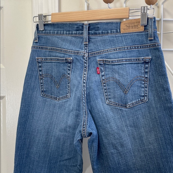 Levi's 550 Classic Relaxed Bootcut Denim Jeans - Blue - 4 - Picture 5 of 13